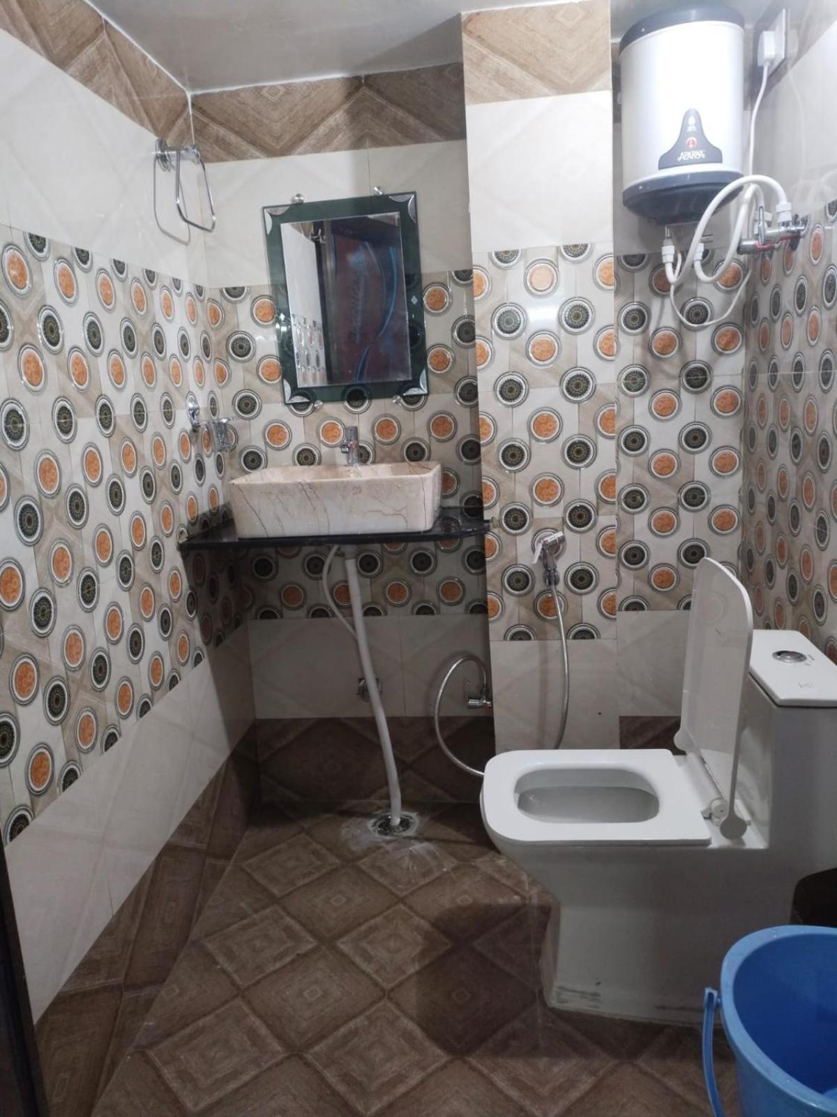 ורנאסי The Gateway Banaras Guest House מראה חיצוני תמונה